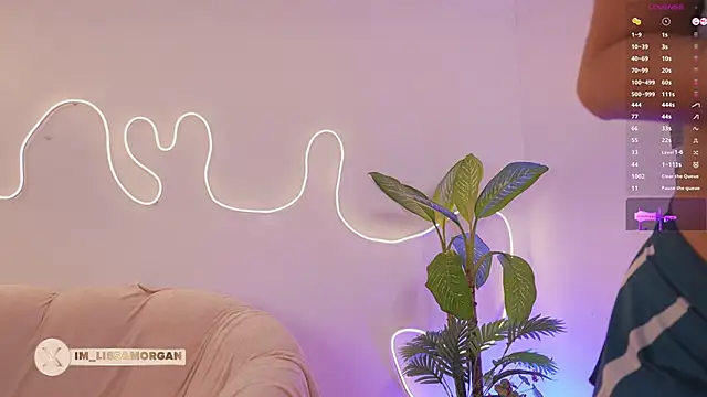 Snapshot of imlissie chatting on February 8, 5:55 am imlissie online show from February 8, 5:55 am