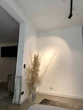 EllaSanz  online show from November 9, 7:34 pm