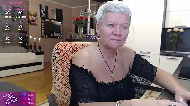 roxana brooks online show from October 9, 7:01 pm