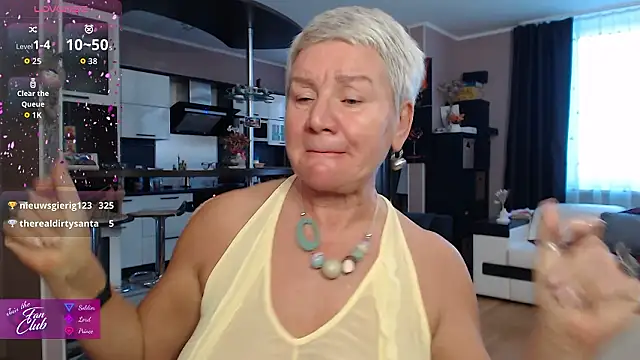 Snapshot of roxana_brooks chatting on February 14, 2:36 pm roxana brooks online show from February 14, 2:36 pm