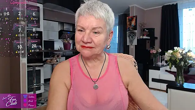 Snapshot of roxana_brooks chatting on March 19, 3:38 pm roxana brooks online show from March 19, 3:38 pm