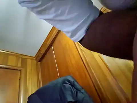 Snapshot of Ambush_Sword67 chatting on December 27, 5:31 am Ambush Sword67 online show from December 27, 5:31 am