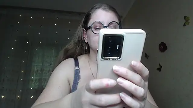 CumCpl online show from October 28, 7:45 am