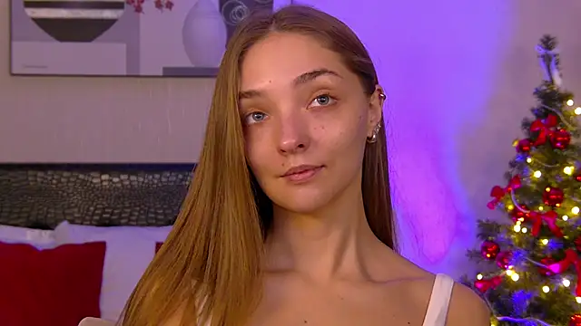 Snapshot of VirginieCruz chatting on December 4, 5:39 am VirginieCruz online show from December 4, 5:39 am