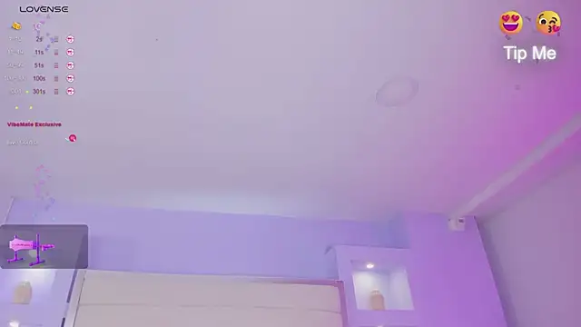 Snapshot of Isabella_Daniell chatting on February 20, 7:01 am Isabella Daniell online show from February 20, 7:01 am