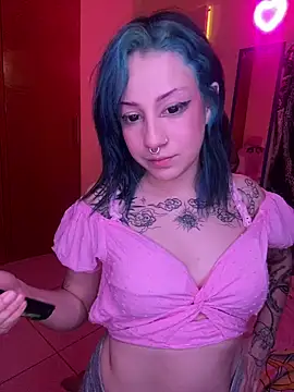 Snapshot of Lucygothic chatting on March 15, 9:27 pm Lucygothic online show from March 15, 9:27 pm