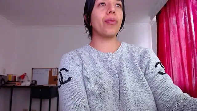 Snapshot of VALERY_MEER chatting on June 4, 12:33 pm VALERY MEER online show from June 4, 12:33 pm