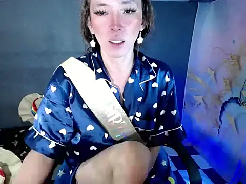 Rhianna wilson online show from May 17, 9:28 am