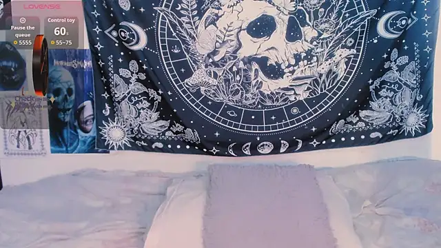 Snapshot of Lexxxxx_ chatting on October 14, 8:20 pm Lexxxxx  online show from October 14, 8:20 pm