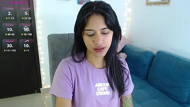 Snapshot of imSophia chatting on September 30, 2:05 am imSophia online show from September 30, 2:05 am