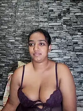 Xindias fantasyX online show from October 17, 6:32 pm