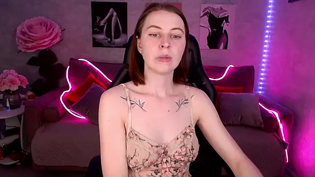 tiffany  burn online show from March 18, 8:03 am