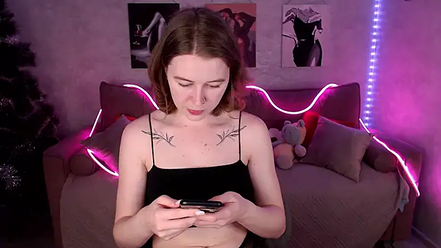 tiffany  burn online show from December 23, 8:34 am