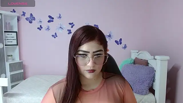 BRIATHOMAS online show from March 25, 12:16 am