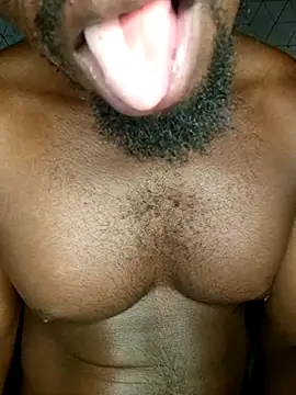 Snapshot of Texanguy01 chatting on October 19, 8:59 am Texanguy01 online show from October 19, 8:59 am