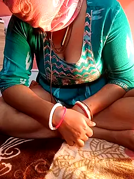 Bengali-boudi online show from January 9, 6:15 pm