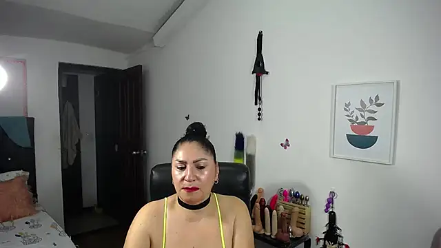 mature bigboobs10 online show from January 23, 4:30 am