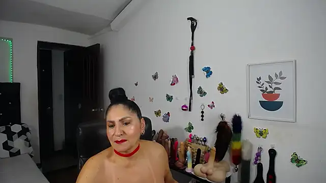Snapshot of mature_bigboobs10 chatting on January 16, 4:16 am mature bigboobs10 online show from January 16, 4:16 am