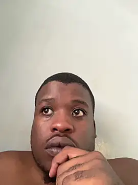 DARKBOYRSA online show from May 12, 7:27 am