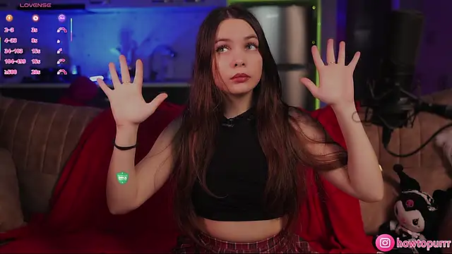 Snapshot of How2Meow chatting on November 16, 5:40 pm How2Meow online show from November 16, 5:40 pm