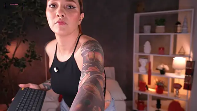 RedJasmine  online show from March 27, 8:52 pm