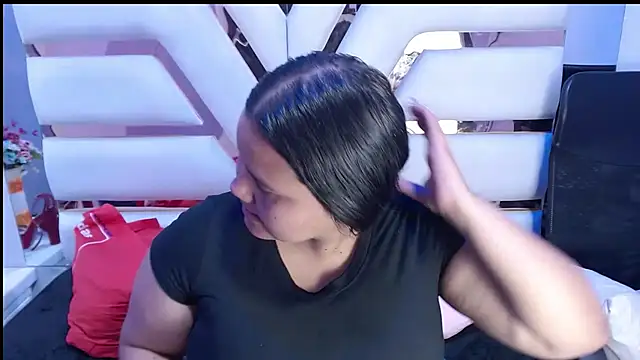 ValenTitis online show from October 4, 8:29 pm