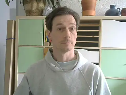 snowypaul11 online show from April 13, 12:43 pm