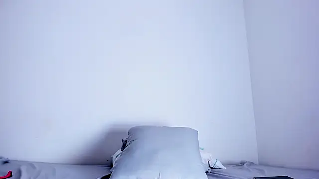 Skarleth69 online show from March 5, 11:50 am