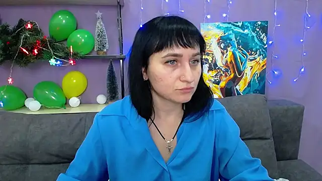 NinaFlawlees online show from January 11, 5:41 am