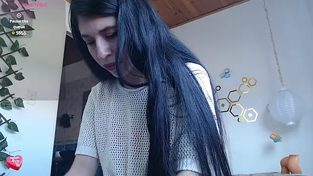 Snapshot of adriscute chatting on February 26, 9:37 pm adriscute online show from February 26, 9:37 pm