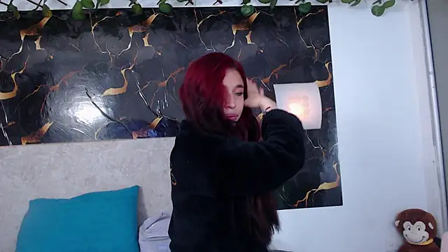 Snapshot of adriscute chatting on April 1, 12:06 pm adriscute online show from April 1, 12:06 pm