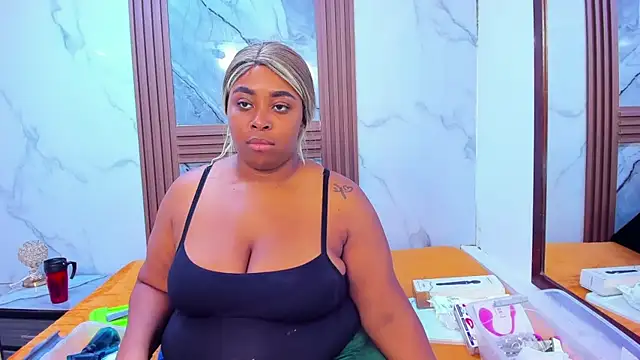 Snapshot of HannyMansonh chatting on March 6, 3:02 am HannyMansonh online show from March 6, 3:02 am