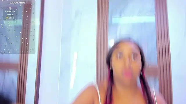 Snapshot of HannyMansonh chatting on October 11, 3:28 am HannyMansonh online show from October 11, 3:28 am