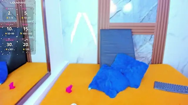 Snapshot of HannyMansonh chatting on October 19, 3:40 am HannyMansonh online show from October 19, 3:40 am