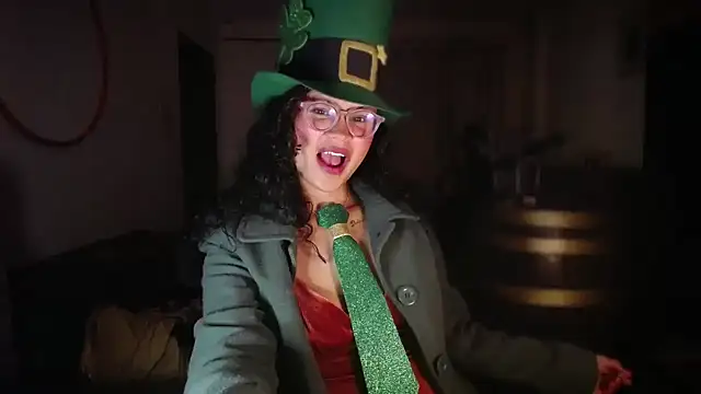 Hathorlove online show from March 18, 7:11 am