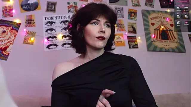 Luna Blake online show from March 22, 12:19 pm