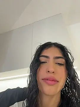 Gaby zahir  online show from November 18, 4:22 pm