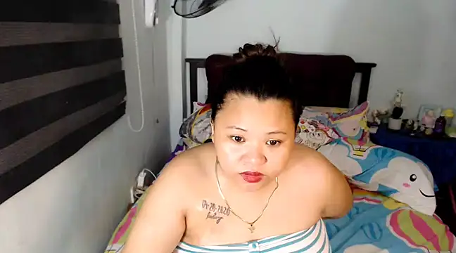 Snapshot of Asianwow22 chatting on March 8, 8:00 am Asianwow22 online show from March 8, 8:00 am