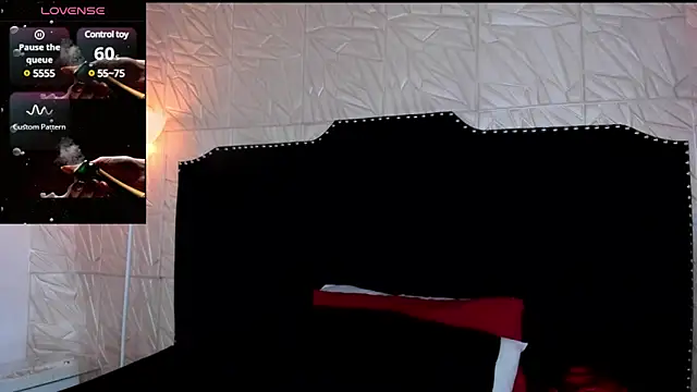 Snapshot of JennyRouse01 chatting on February 1, 10:59 am JennyRouse01 online show from February 1, 10:59 am