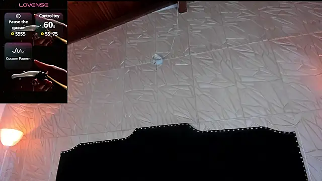 Snapshot of JennyRouse01 chatting on February 6, 11:10 am JennyRouse01 online show from February 6, 11:10 am