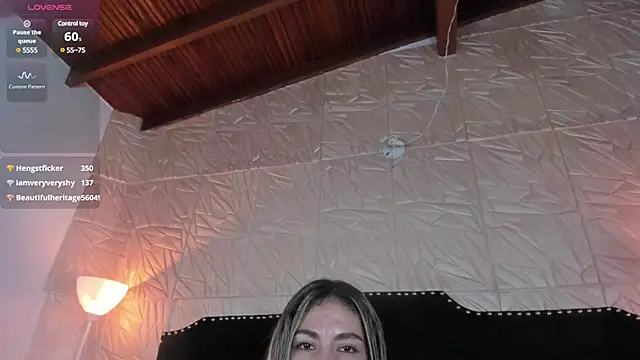 Snapshot of JennyRouse01 chatting on March 9, 5:28 pm JennyRouse01 online show from March 9, 5:28 pm