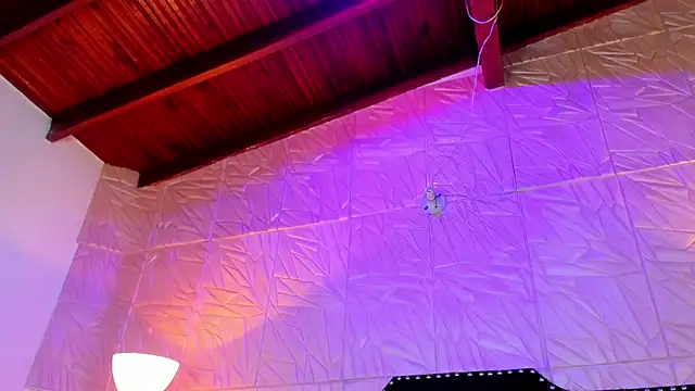 Snapshot of JennyRouse01 chatting on March 25, 11:16 am JennyRouse01 online show from March 25, 11:16 am