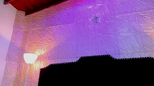 Snapshot of JennyRouse01 chatting on April 4, 11:08 am JennyRouse01 online show from April 4, 11:08 am