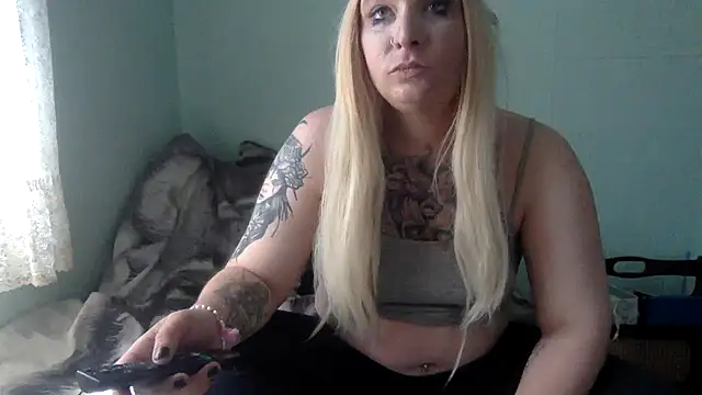 alexabunni online show from June 28, 2:45 pm