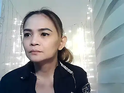 Kisses-13 online show from December 12, 2:33 pm