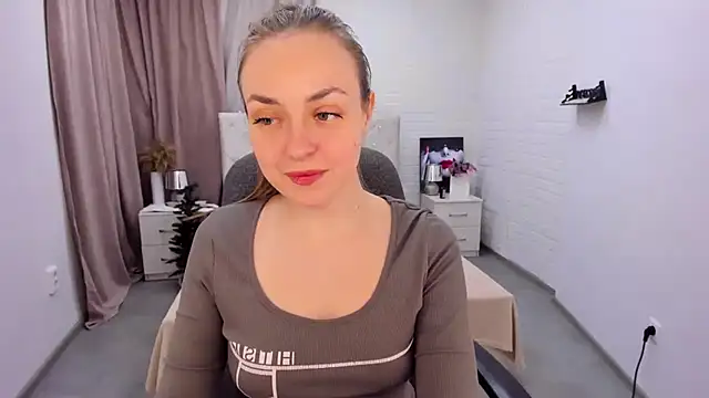 Snapshot of JessicaNickson chatting on December 31, 10:04 am JessicaNickson online show from December 31, 10:04 am