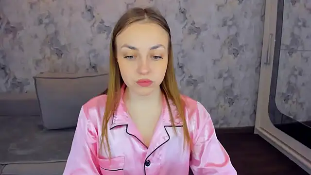 Snapshot of JessicaNickson chatting on February 17, 9:24 am JessicaNickson online show from February 17, 9:24 am