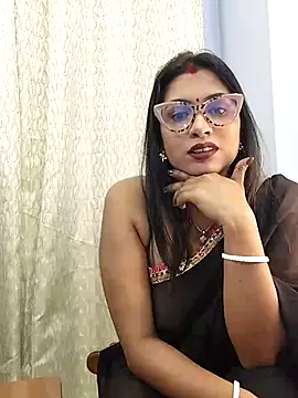 Queen Dolly online show from October 24, 5:53 pm