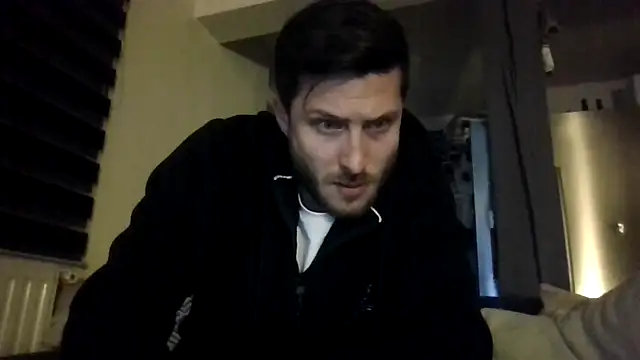 Snapshot of lololaland chatting on January 19, 12:58 am lololaland online show from January 19, 12:58 am