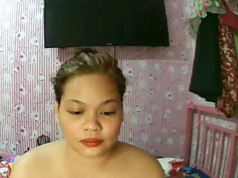 Snapshot of shaira4u chatting on April 25, 1:41 pm shaira4u online show from April 25, 1:41 pm